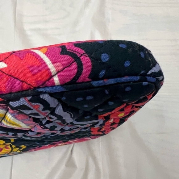 Vera Bradley Multicolor Paisley Laptop Computer Case - Picture 5 of 10